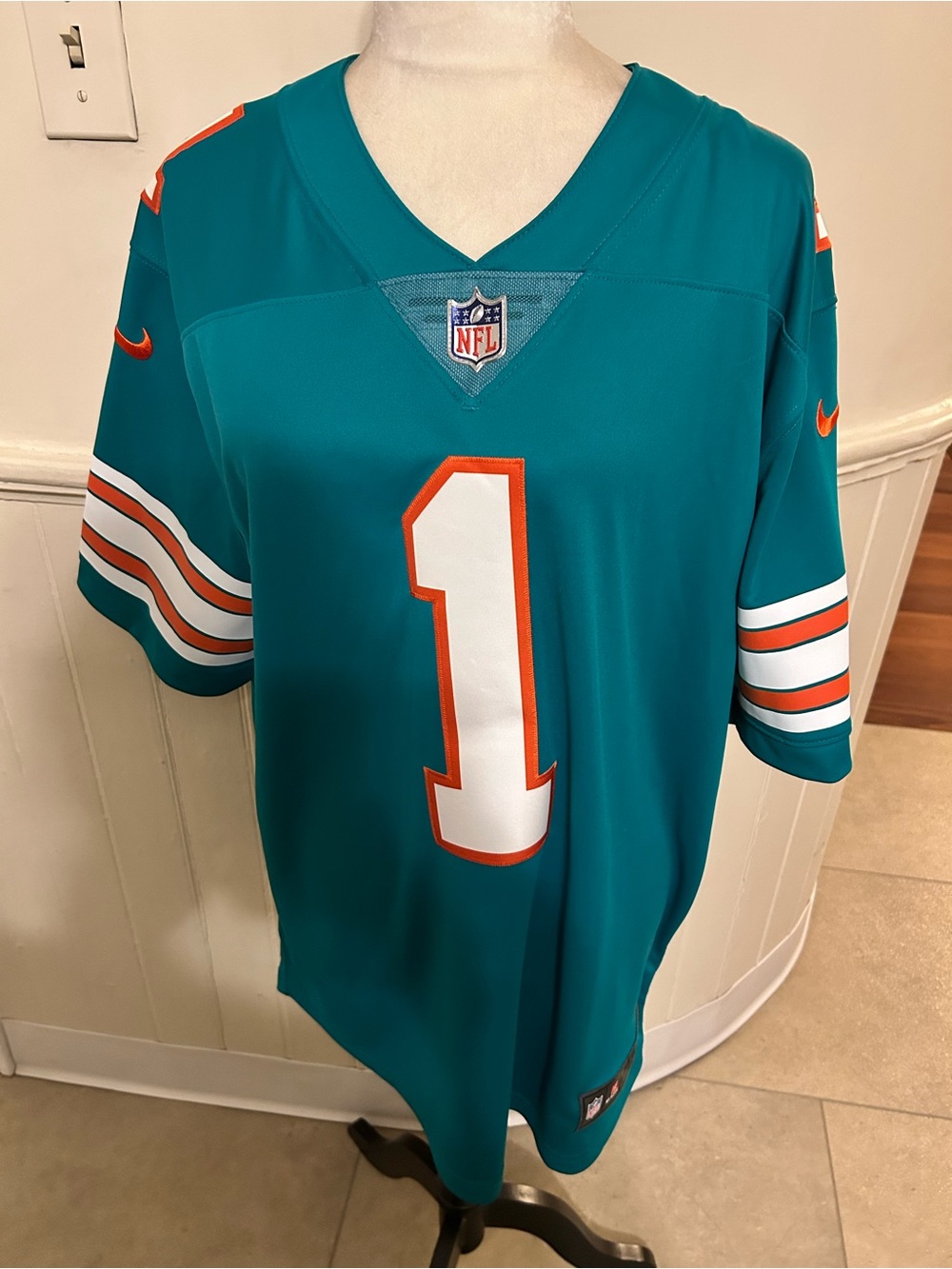 Miami Dolphins Tua Tagovailoa #1 Nike Vapor Limited Stitched Jersey-X-Large/NWOT